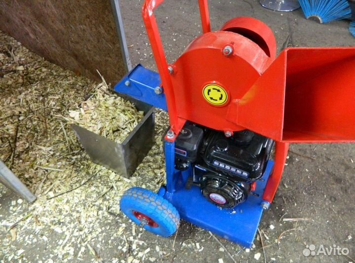 Измельчитель веток Щепорез Дробилка древесины