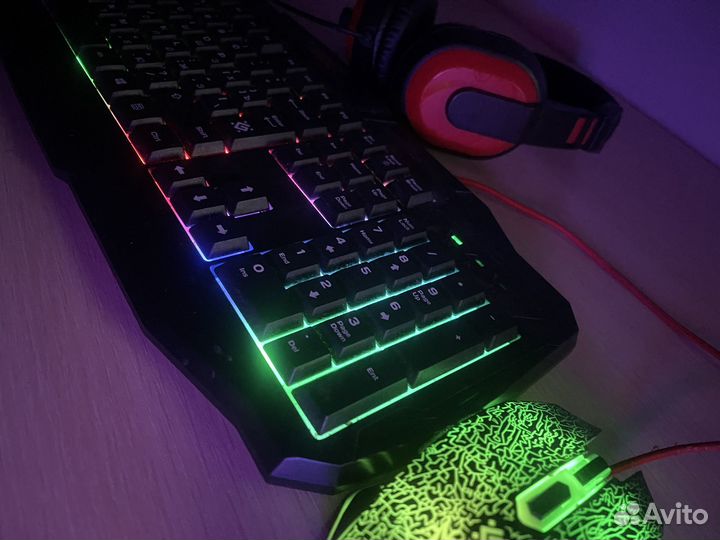 Игровой комплект клавиатура+мышка+наушники