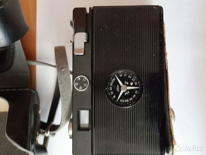 Пленочный советский фотоаппарат Vilia