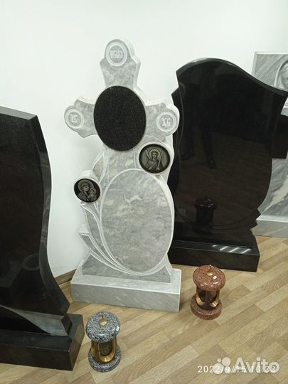 Изготовление Памятников из гранита и мрамора