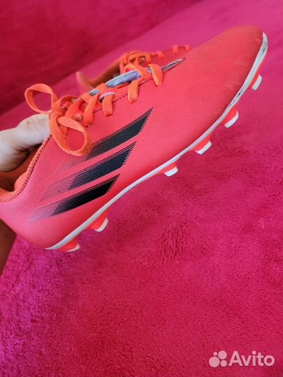 Футбольные бутсы adidas 36