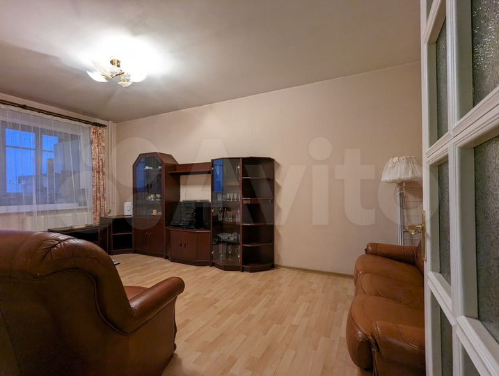 2-к. квартира, 50 м², 8/9 эт.