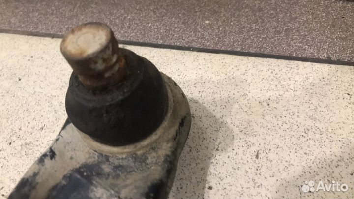 Рычаг передний правый Mitsubishi Lancer (CX,CY) 20