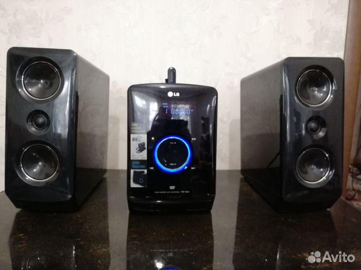 Мини центр LG