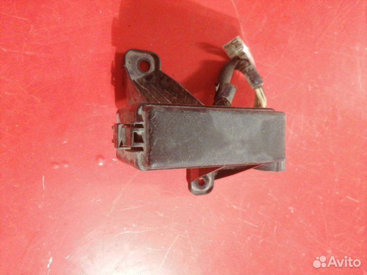 Блок предохранителей Lexus Lx 470