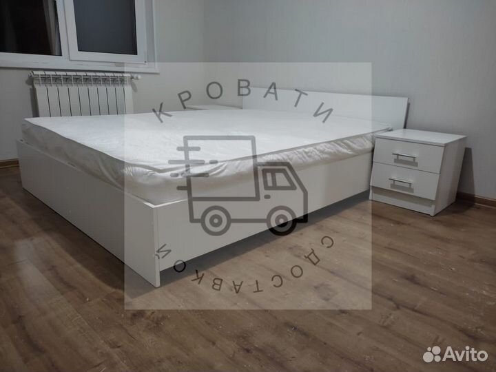 Кровать двуспальная