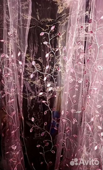 Шторы бархатные и декоративный тюль