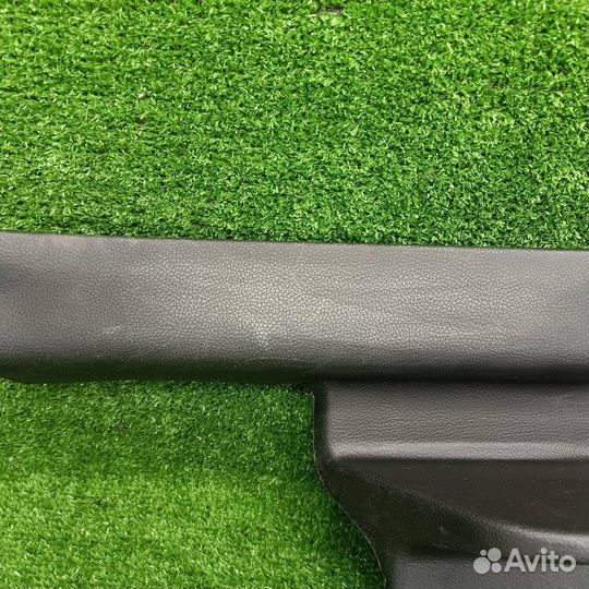 Накладка внутренняя на порог правая SsangYong 2