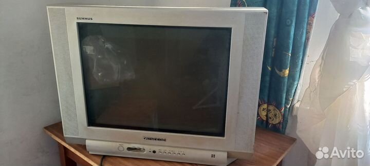 Телевизор б/у