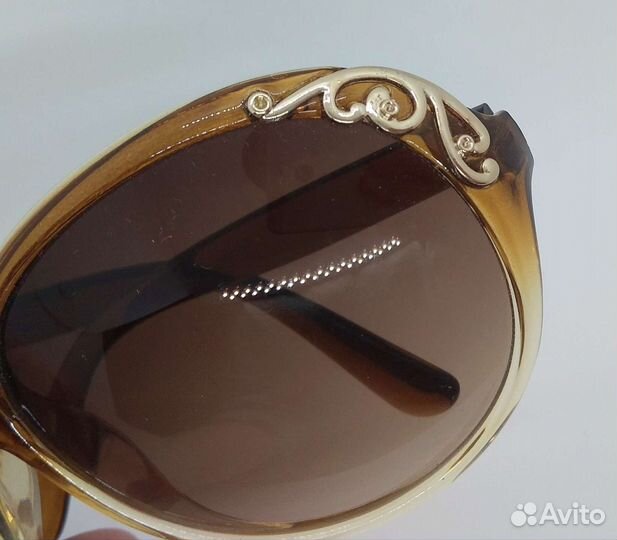 Солнцезащитные очки