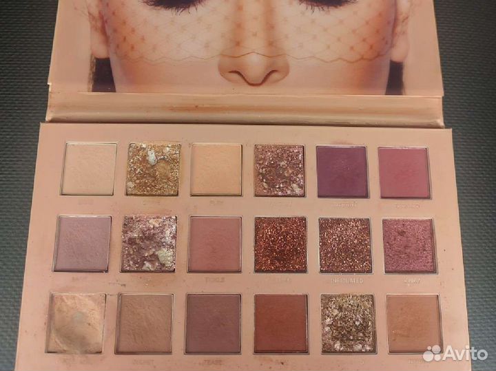 Huda beauty тени