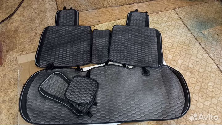 Автомобильные чехлы бу