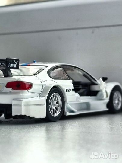 Игрушечная моделька BMW M3 DTM