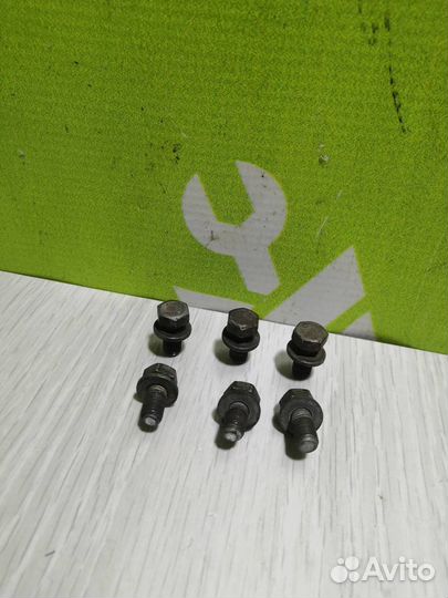 Болт маховика Рено Клио 2 Симбол