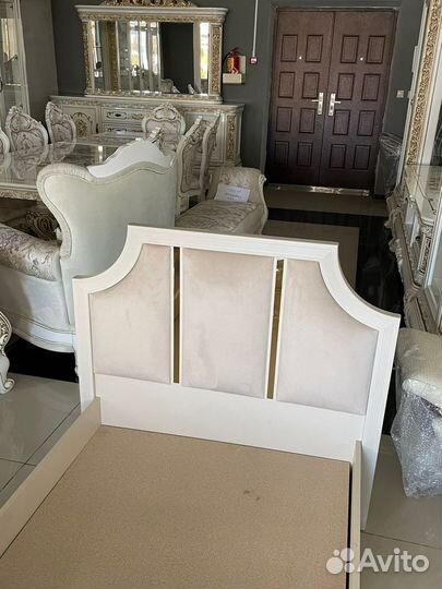 Кровать односпальная