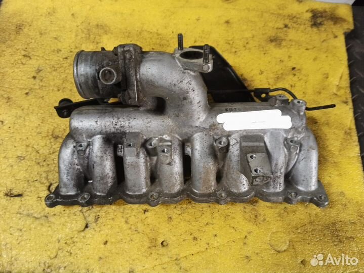 Коллектор впускной Kia Sorento 1