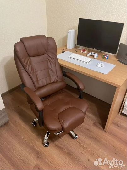 Компьютерное игровое кресло геймерское с массажем