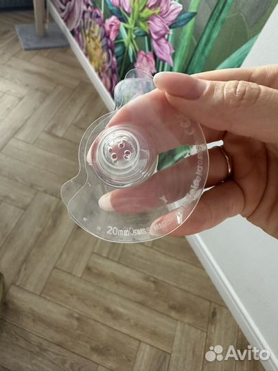 Молокоотсос medela ручной