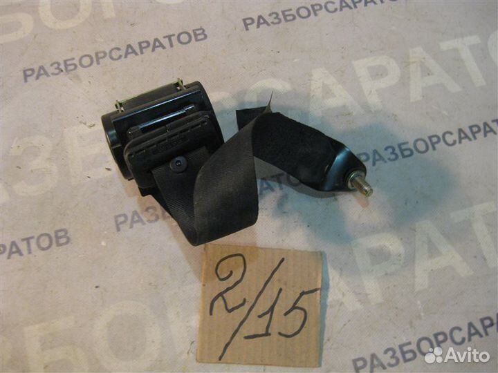 Ремень безопасности задний Nissan Primera P12