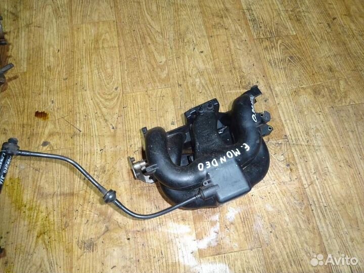 Коллектор впускной Ford Mondeo I 1993-1996