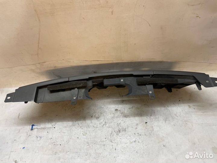 Решетка радиатора Nissan X-Trail NT31 MR20DE