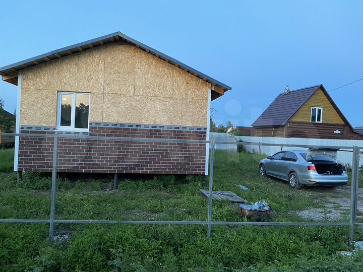 Дом 54 м² на участке 5 сот.