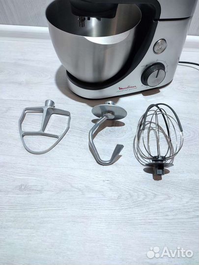 Кухонная машина Moulinex QA519D32