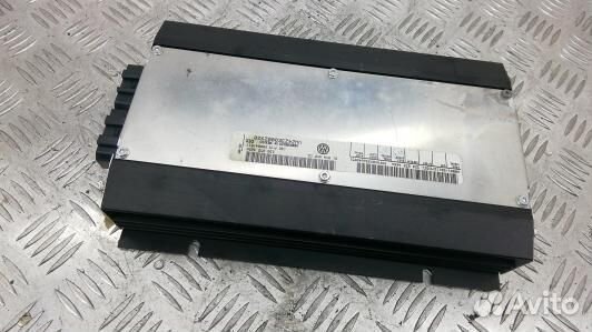 Усилитель музыки volkswagen phaeton 1 (97D24S701)