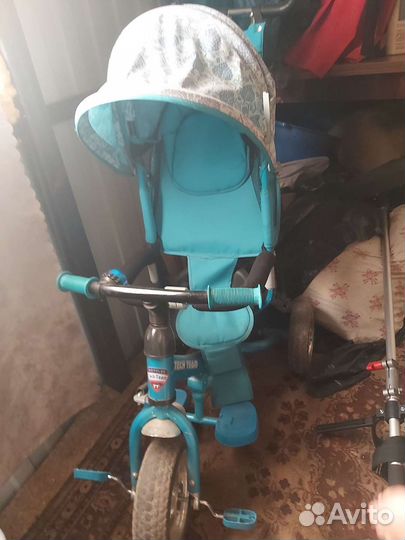 Детский велосипед с ручкой