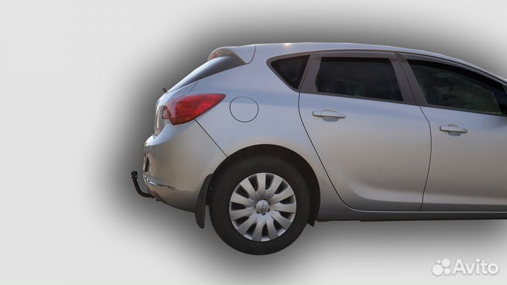 Фаркоп Opel Astra J Хетчбек 2009- 2015 + Электрика