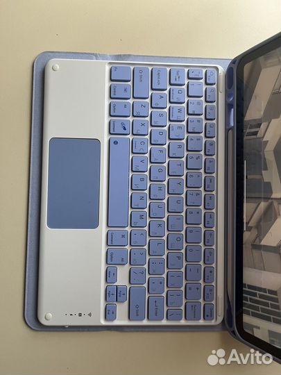 Чехол-клавиатура для айпад
