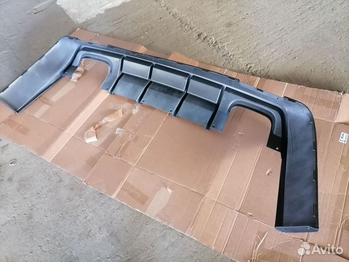 Dodge challenger SRT диффузор губа заднего бампера