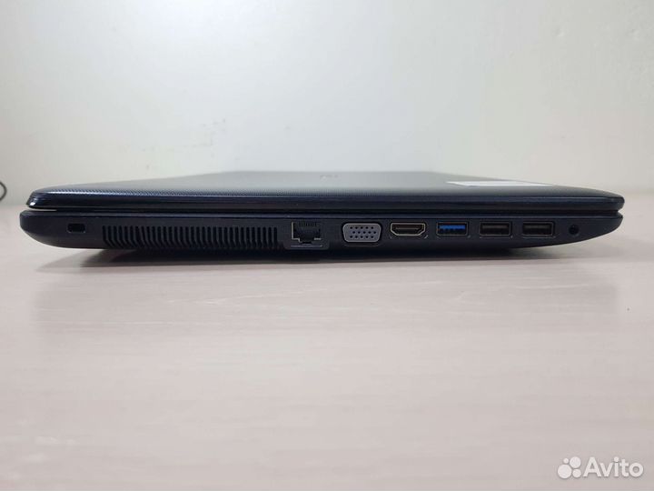 Игровой Ноутбук 17.3 4 ядра, SSD 256, GeForce 920