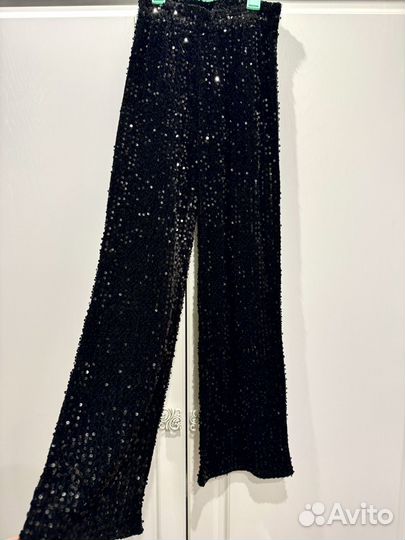 Брюки с пайетками