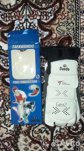 Электронные (сенсорные) футы для тхэквондо