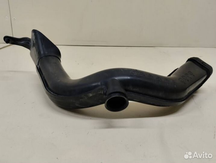 Патрубок воздушного фильтра Toyota Camry V50 2011