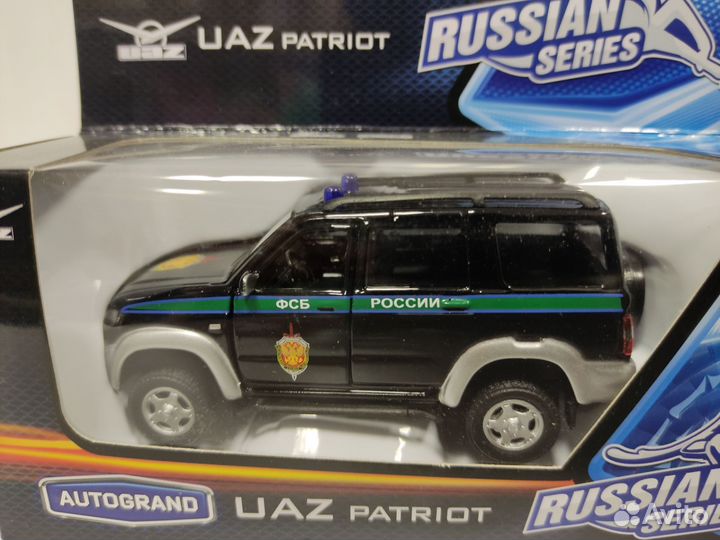 Модель автомобиля УАЗ патриот метал. 1:43
