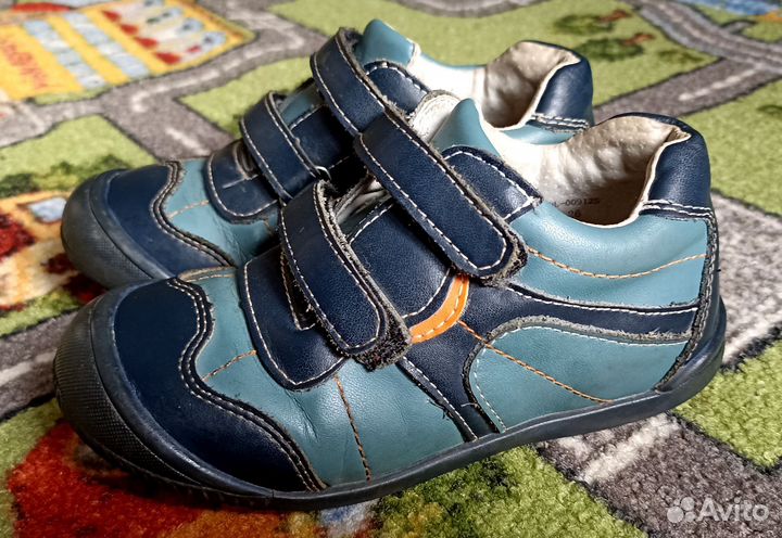 Кроссовки кеды