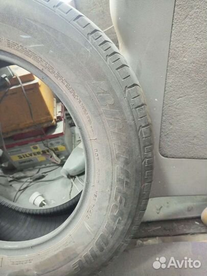 Bridgestone B280 215/65 R16