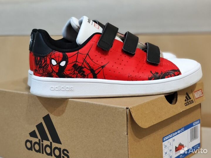 Кроссовки adidas marvel 34