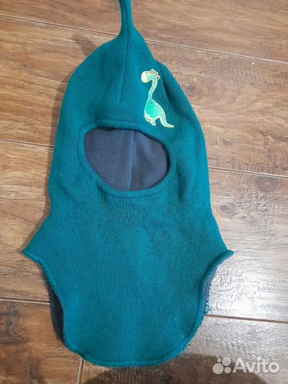 Шапка динозавр