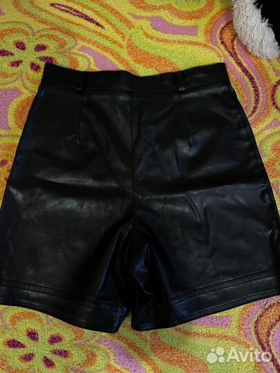 Кожаные шорты