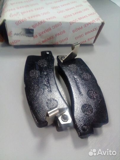 Колодки тормозные передние Тойота
