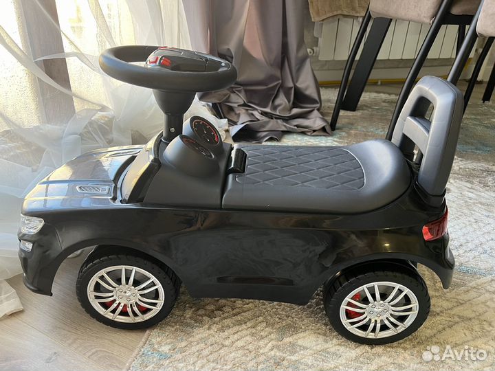 Машинка игрушка