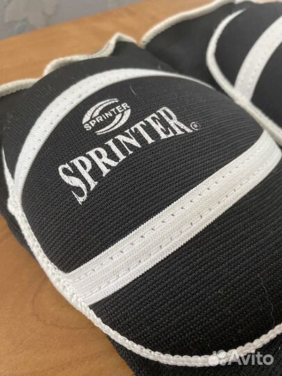 Наколенники