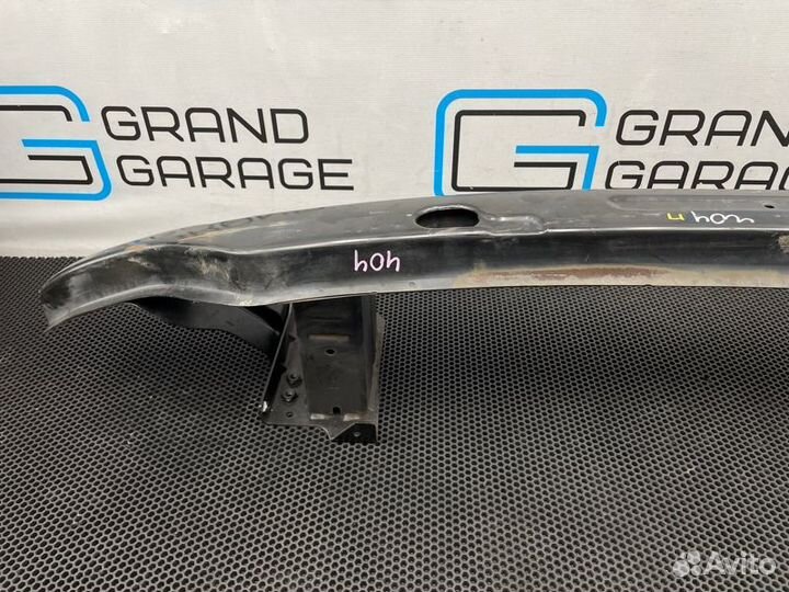 Усилитель бампера передний Mercedes-Benz V-Class