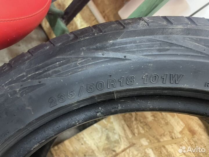 Yokohama Advan ST V802 235/50 R18