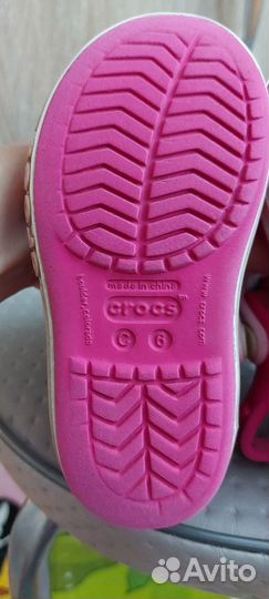 Сандалии crocs детские 23