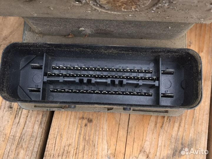 Блок насос абс abs джетта 4 гольф 4 бора октавия