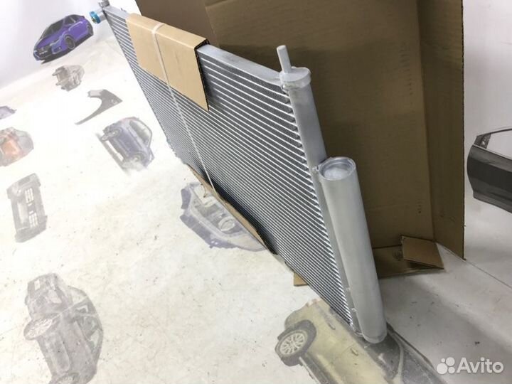 Радиатор кондиционера передний Honda Cr-V 4